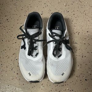 OnCloud Monster Running Shoes